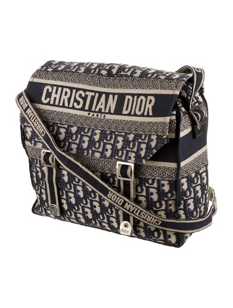 dior crossbody shoulder bag.